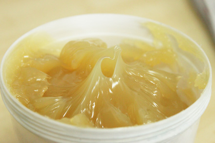 潤滑脂廠家告訴你潤滑脂開封后該如何存放！