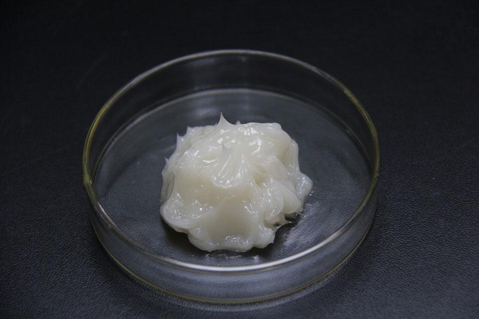 潤滑脂出現(xiàn)失效由哪幾種原因?qū)е履兀?></dt><dd><h5>潤滑脂出現(xiàn)失效由哪幾種原因?qū)е履兀?em>2021-05-28</em></h5><p>現(xiàn)代的機(jī)械設(shè)備多數(shù)都要用到潤滑脂保養(yǎng)，它對設(shè)備的養(yǎng)護(hù)有著重要的作用。潤滑脂在使用過程中有時(shí)會(huì)出現(xiàn)失效的情況，失效的原因有由多種因素導(dǎo)致，下面索科潤滑油為大家總結(jié)了五種容易導(dǎo)致潤滑脂失效的原因：</p></dd></dl></a><a href='shownews881.html' title='食品級(jí)潤滑油脂儲(chǔ)存條件需注意哪些？' target='_blank'><dl><dt><img src=